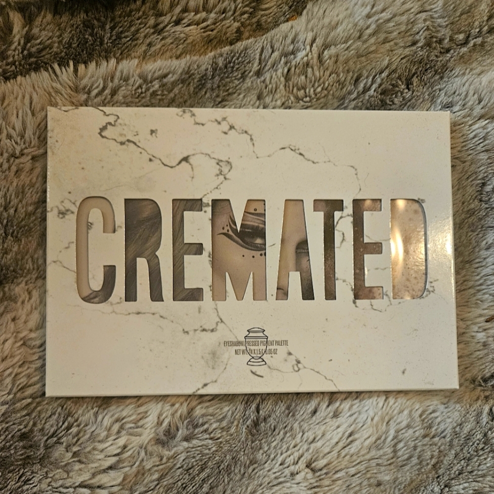 NEW Jeffree Star Artistry Cremated Eyeshadow Palette